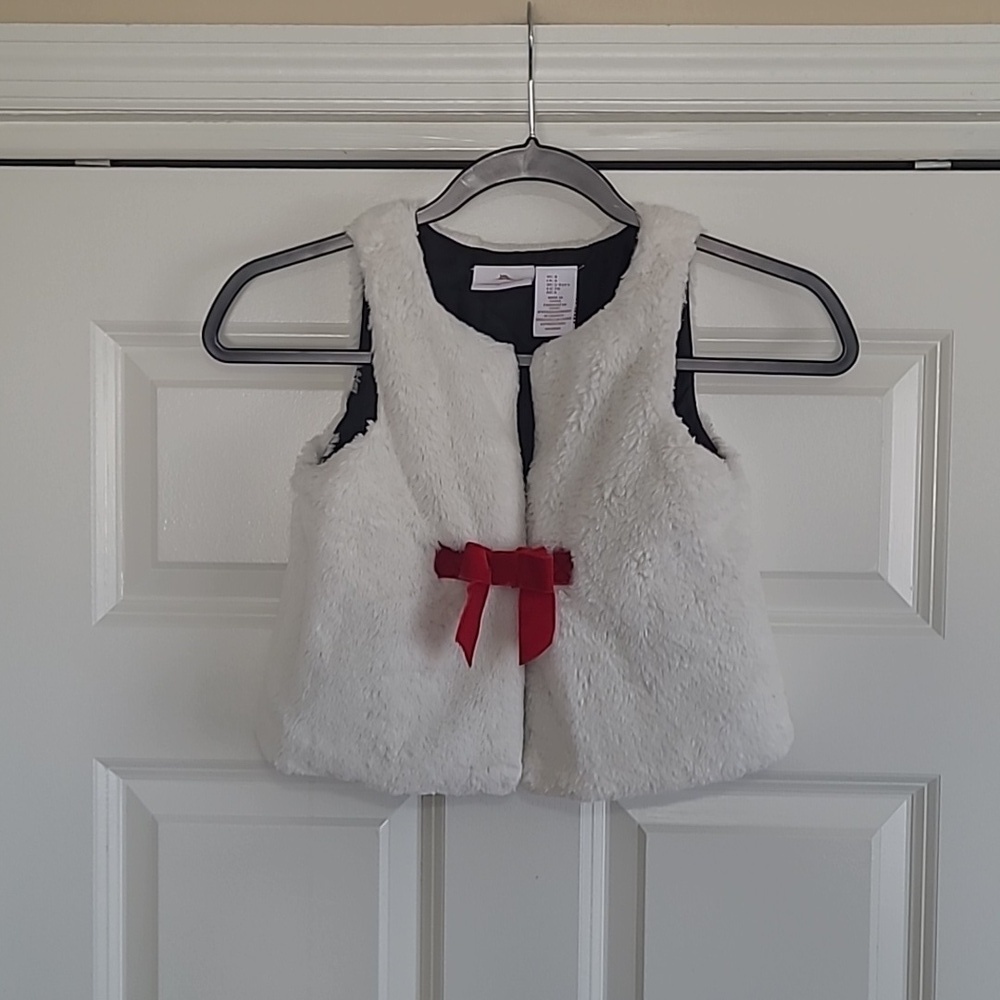 Tommy Bahama White Faux Fur Vest with Red Velvet Ribbon - Size 6